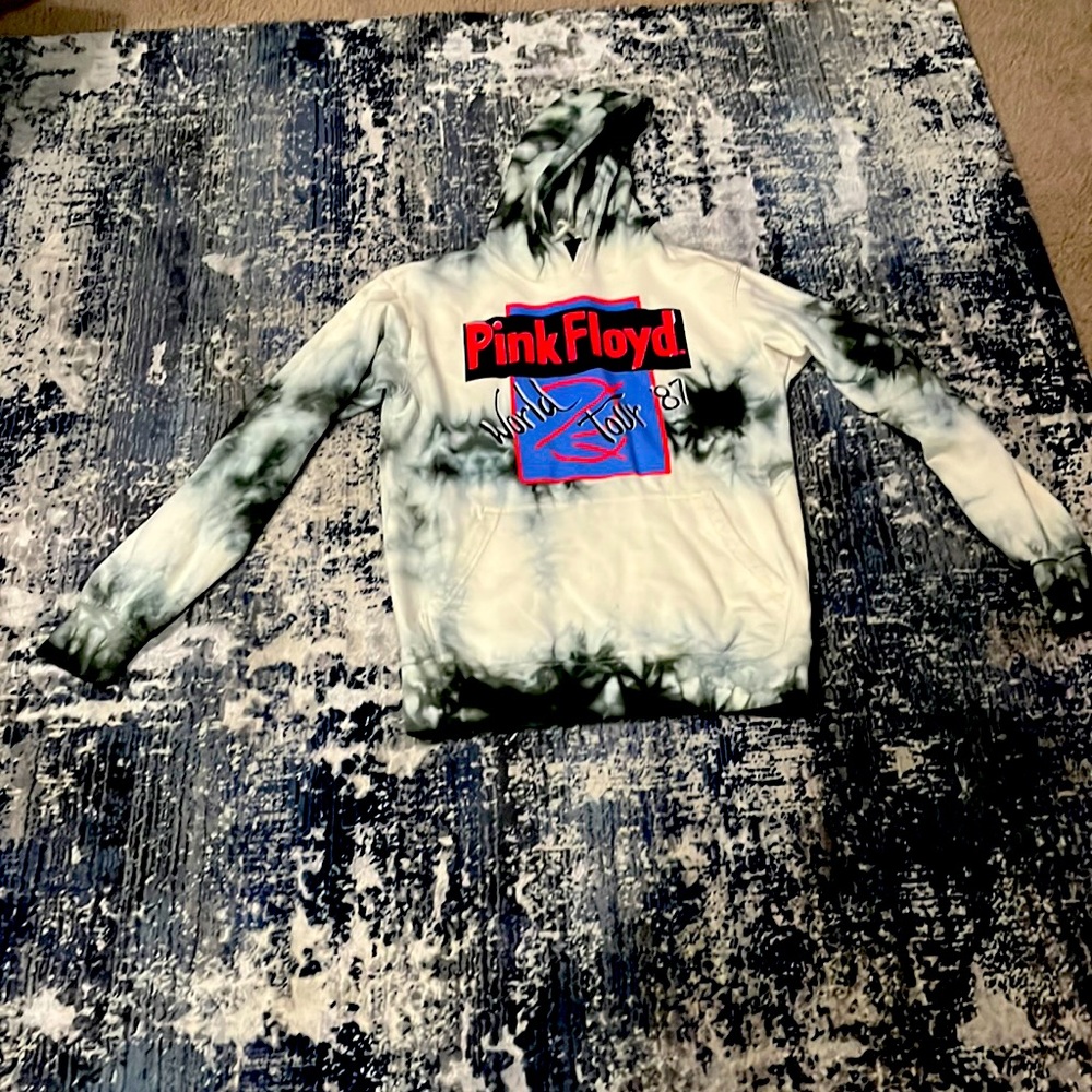 Pink Floyd sweater